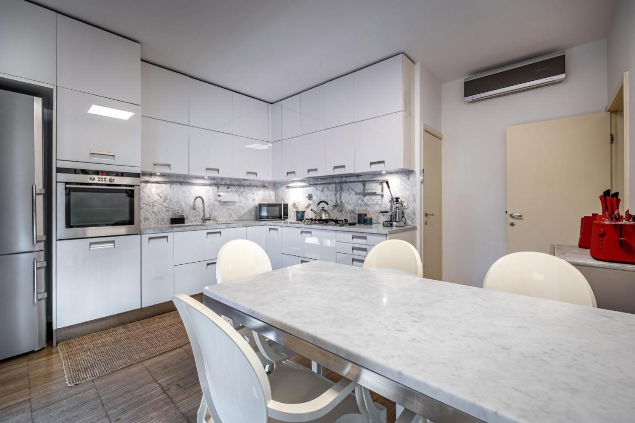 Yid Penthouse On Florence River With Parking Екстер'єр фото