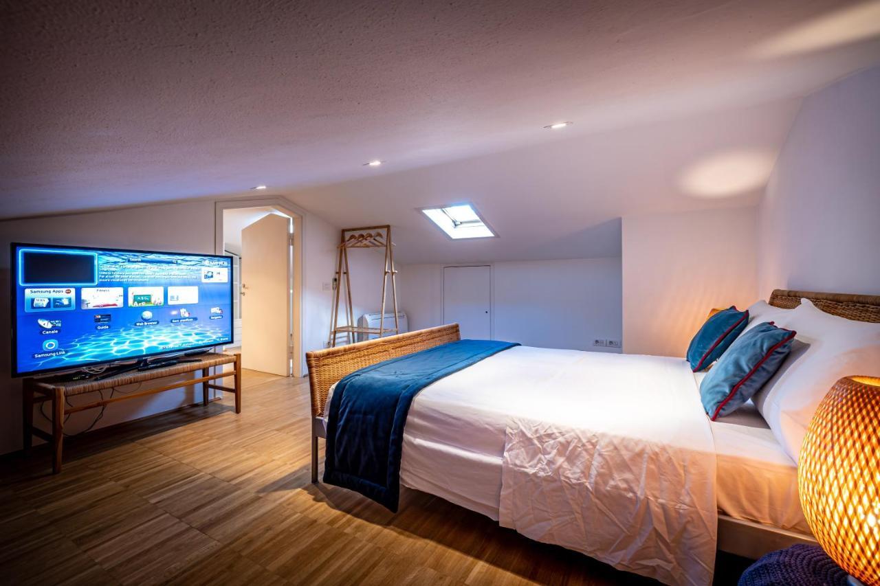 Yid Penthouse On Florence River With Parking Екстер'єр фото